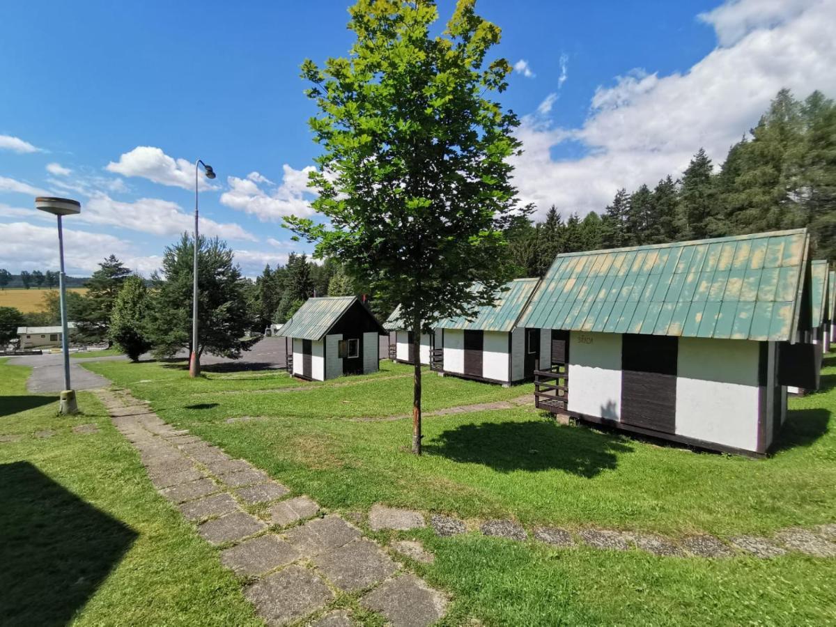 ホテルCyklocamp Pod Landstejnem Stare Mesto  エクステリア 写真