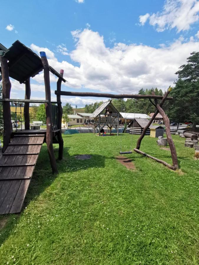 ホテルCyklocamp Pod Landstejnem Stare Mesto  エクステリア 写真